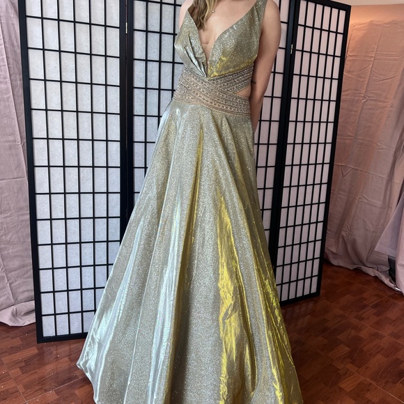 Tarik Ediz Luxury Beaded metallic Gown Gold size 6 NEW - Picture 5 of 15